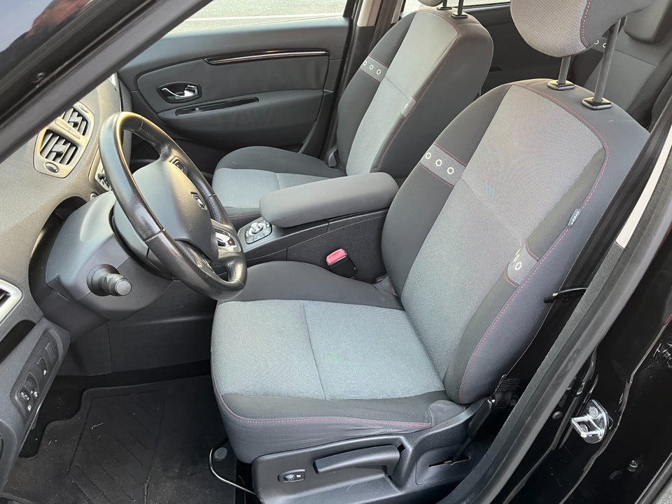 Renault Scenic III 1,5 dCi 110 Dynamique aut. 5d