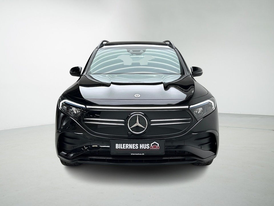 Mercedes EQB250 AMG Line 5d