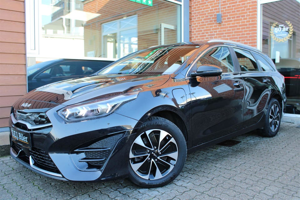 Kia Ceed 1,6 PHEV Prestige SW DCT 5d