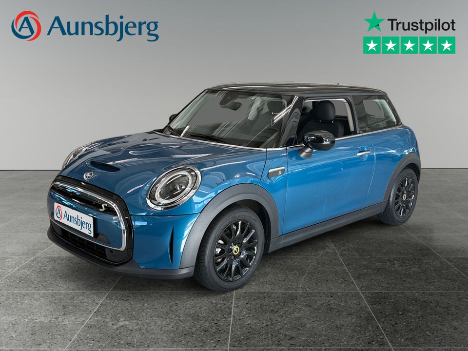 MINI Cooper SE Classic Trim 3d