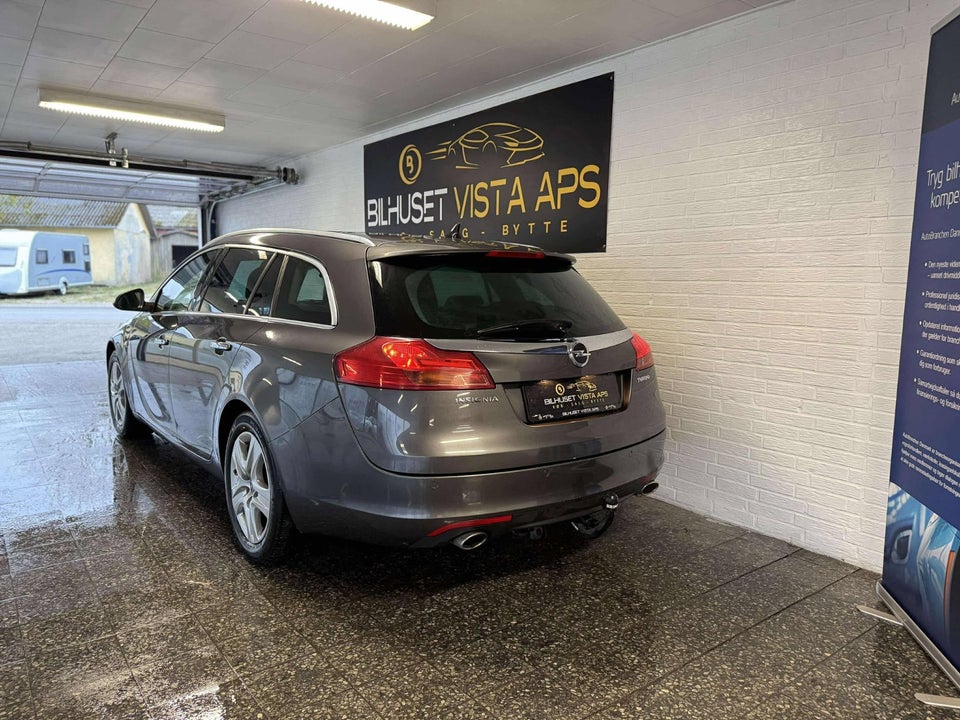 Opel Insignia 1,6 T 180 Cosmo Sports Tourer 5d