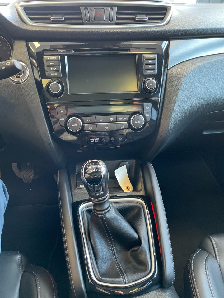 Nissan Qashqai 1,3 Dig-T 140 Tekna+ 5d