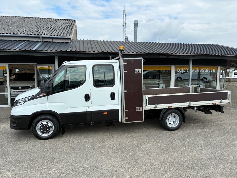 Iveco Daily 3,0 35C18 Db.Kab AG8 4d