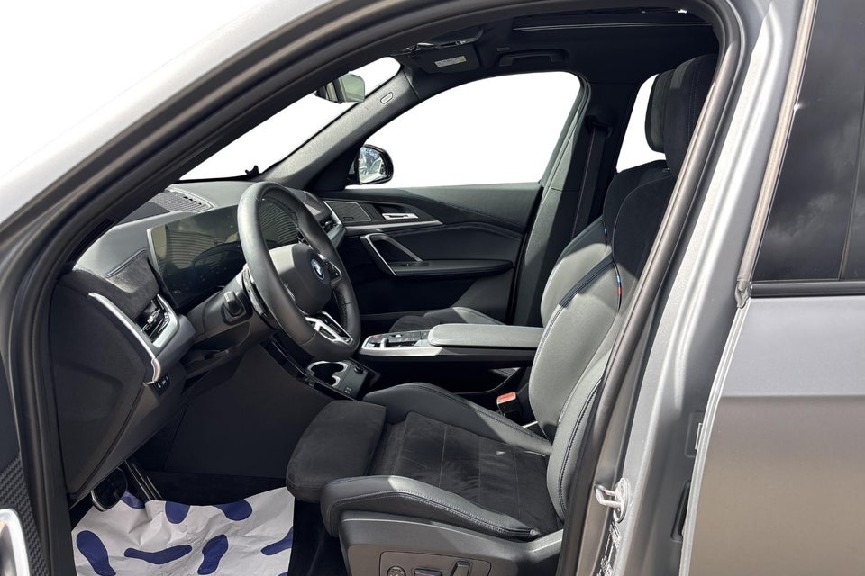 BMW iX1 eDrive20 Superchraged 5d