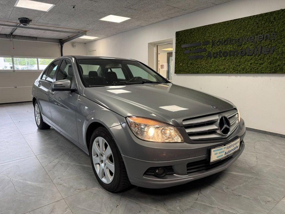 Mercedes C200 2,2 CDi BE 4d