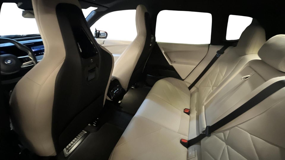 BMW iX xDrive50 Supercharged 5d