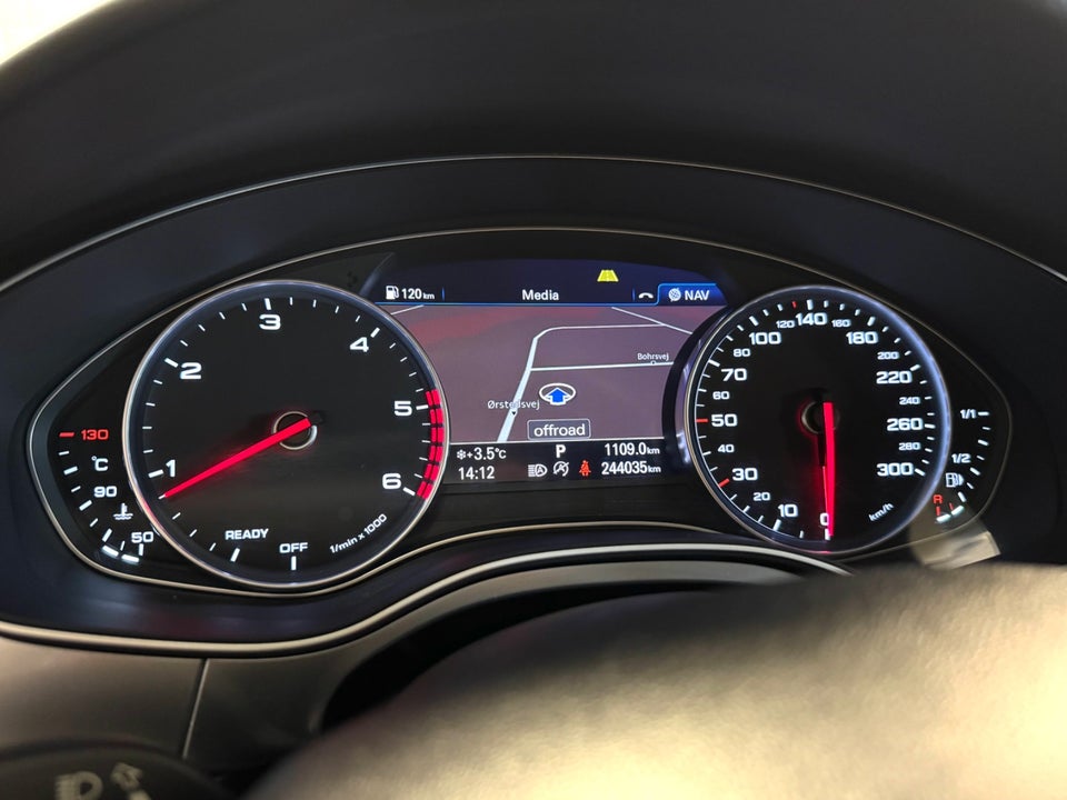 Audi A6 3,0 TDi 218 S-line Avant S-tr. 5d