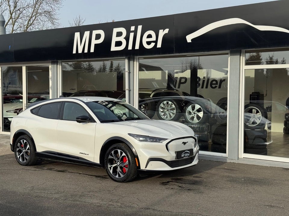 Ford Mustang Mach-E 75 Premium Standard Range AWD 5d