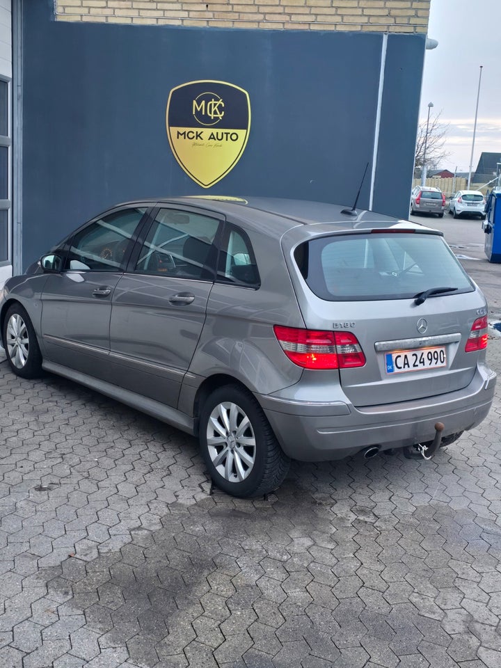 Mercedes B180 2,0 CDi aut. 5d