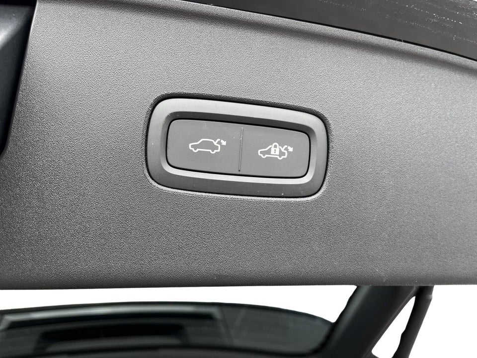Volvo EX90 Plus 7prs 5d