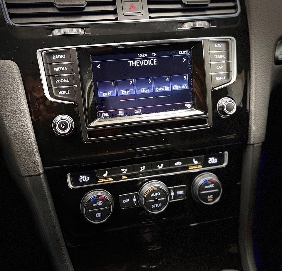 VW Golf VII 1,4 TSi 140 Highline BMT 5d