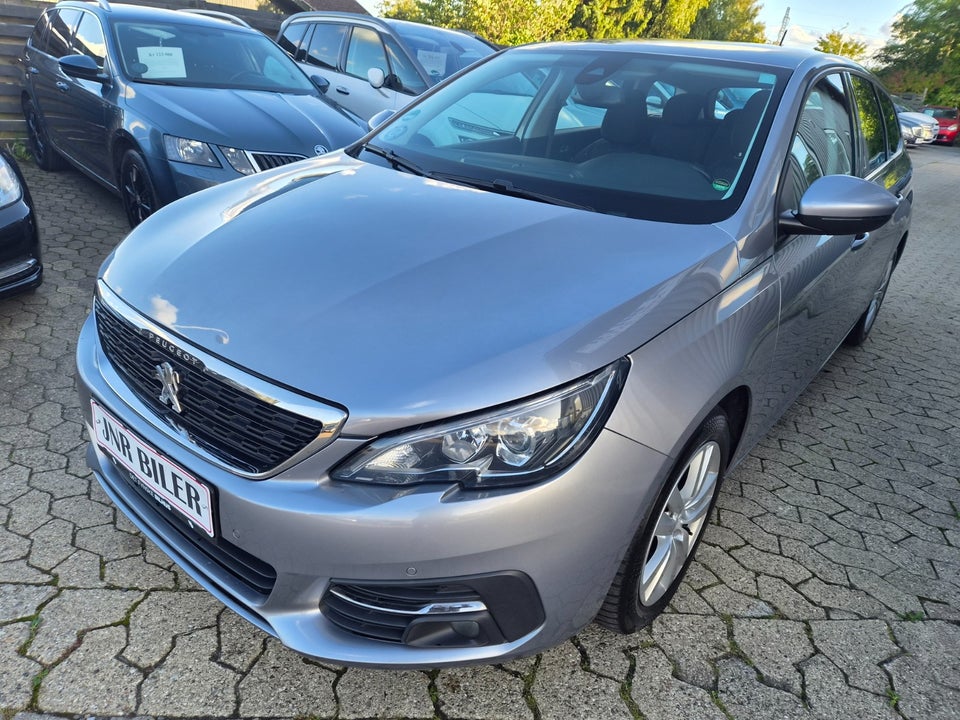 Peugeot 308 1,5 BlueHDi 130 Prestige SW EAT6 5d