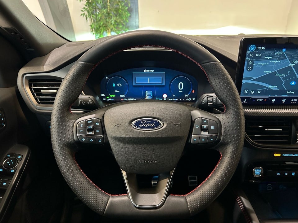 Ford Kuga 2,5 PHEV ST-Line X CVT 5d