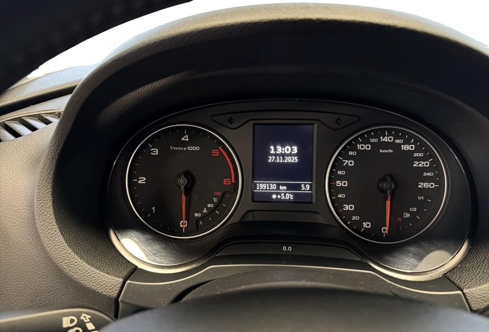 Audi A3 1,6 TDi 110 Ambition 4d