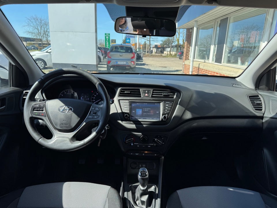 Hyundai i20 1,25 Trend Vision 5d