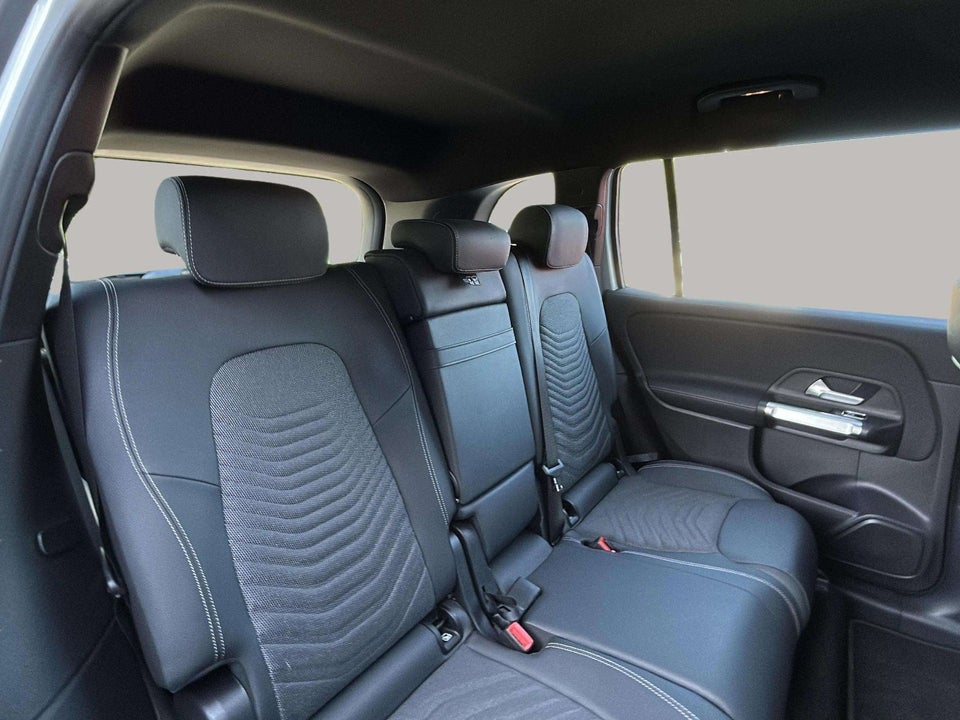 Mercedes EQB250+ Progressive 5d