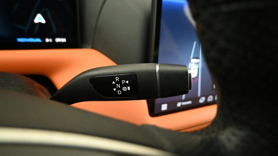 Xpeng G9 Standard Range 5d