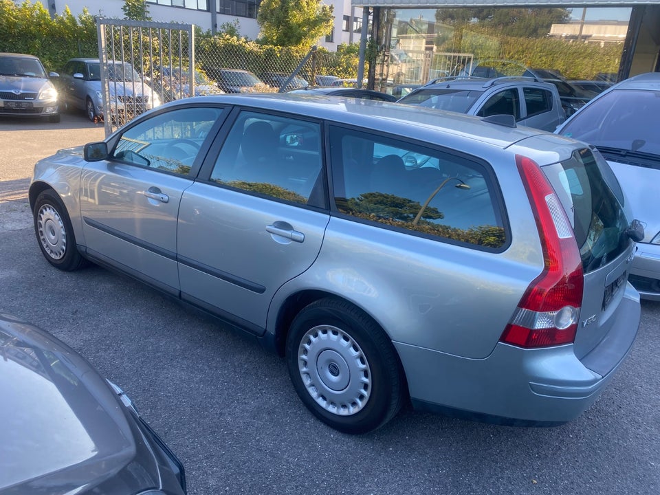 Volvo V50 1,6 Kinetic 5d