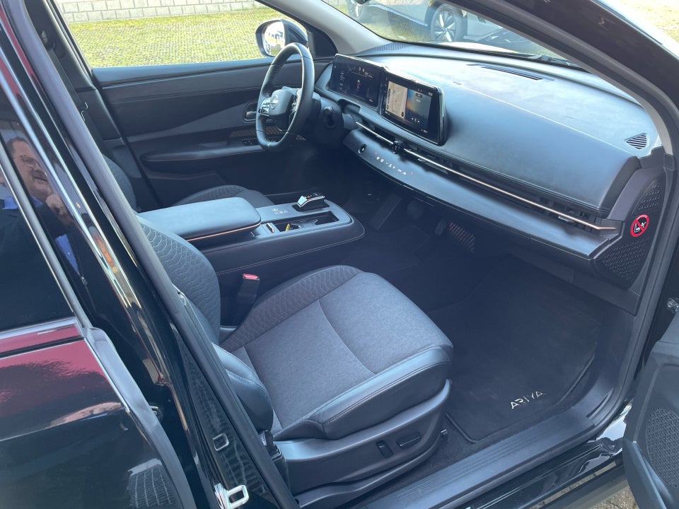 Nissan Ariya 63 Advance 5d