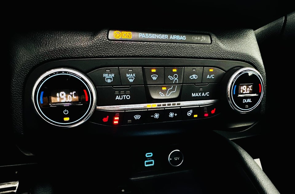 Ford Kuga 2,5 PHEV ST-Line CVT 5d