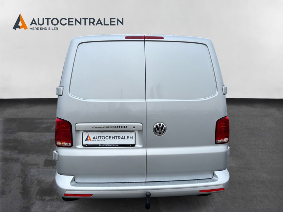 VW Transporter 2,0 TDi 150 Kassevogn DSG kort