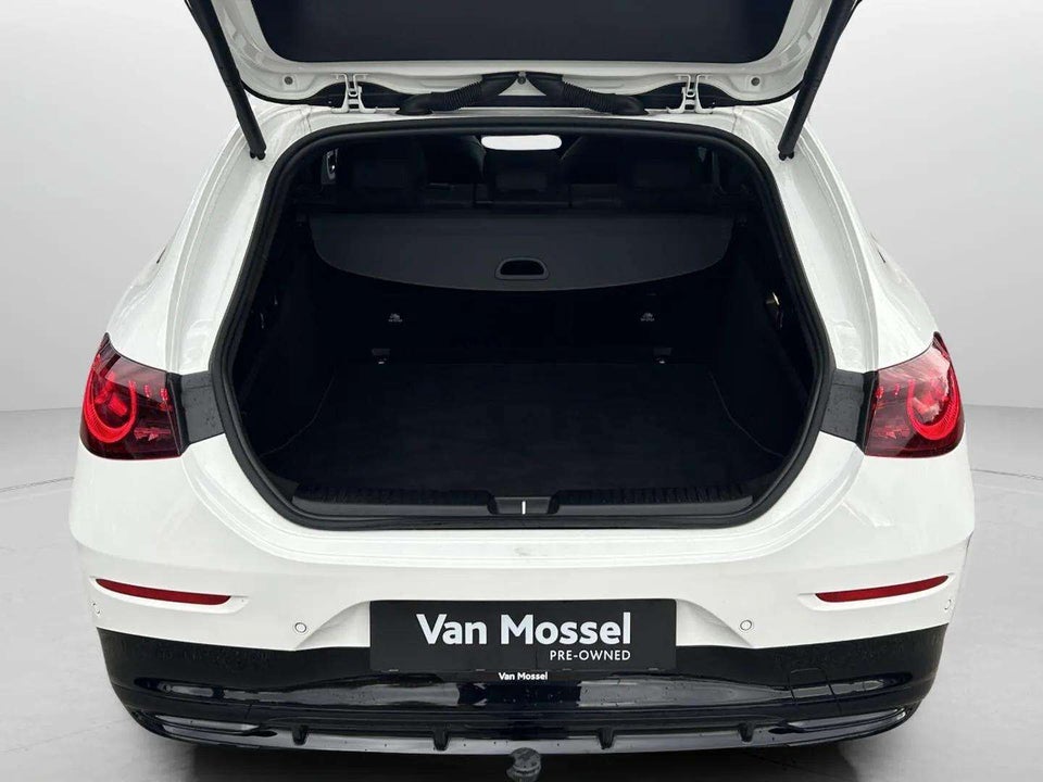 Mercedes CLA250+ electric AMG Advance Plus 4d