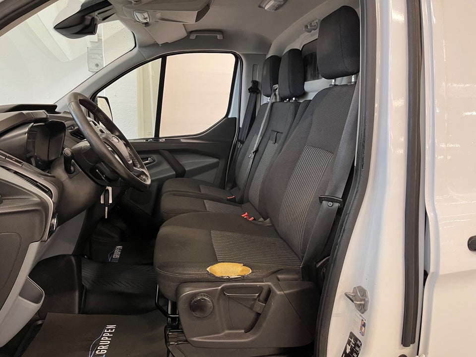 Ford Transit Custom 310L 2,0 TDCi 130 Ambiente