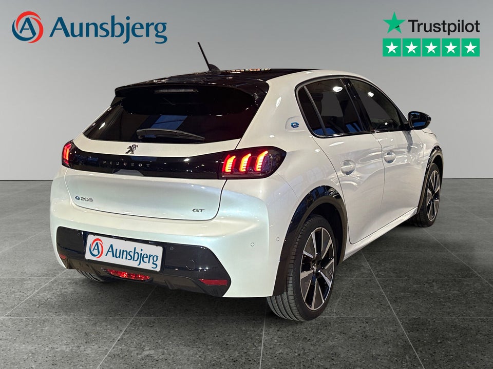 Peugeot e-208 50 GT Pack 5d