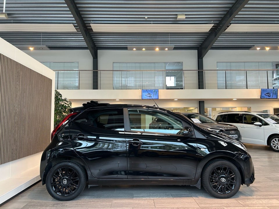 Toyota Aygo 1,0 VVT-i x-sky x-shift 5d