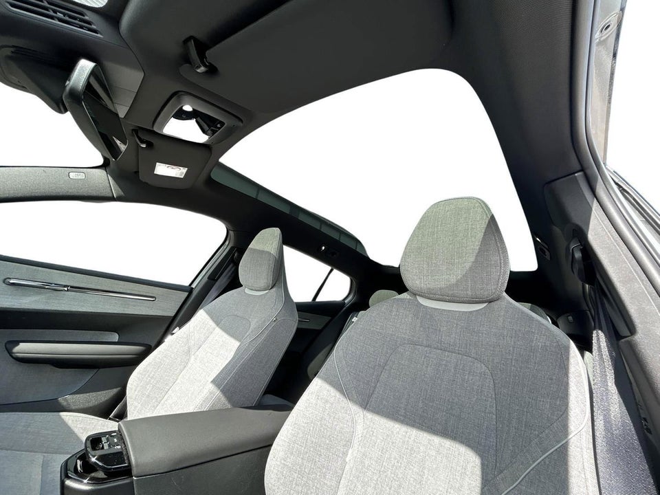 Volvo EX30 Extended Range Ultra 5d