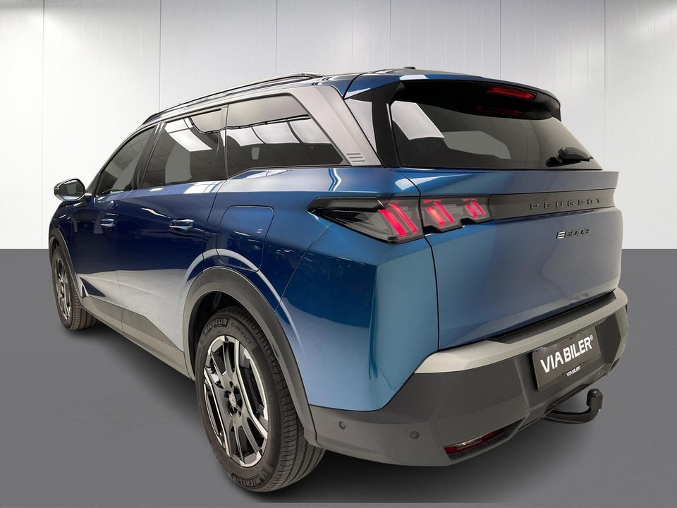 Peugeot e-5008 77 Allure 7prs 5d