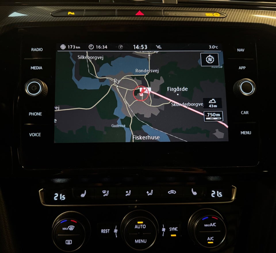 VW Arteon 2,0 TSi 190 R-line DSG 4d