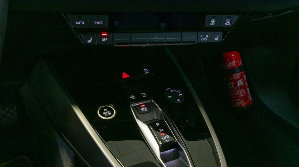 Audi Q4 e-tron 40 S-line 5d