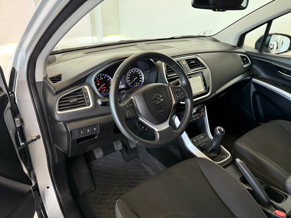 Suzuki S-Cross 1,0 Boosterjet Active 5d