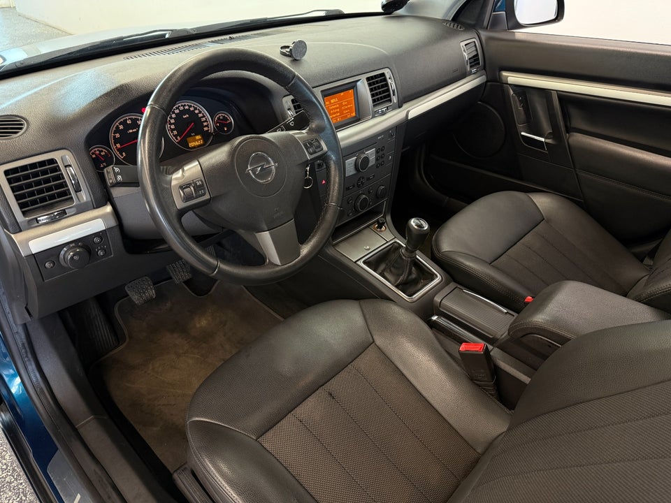 Opel Vectra 1,8 16V 140 Elegance 5d