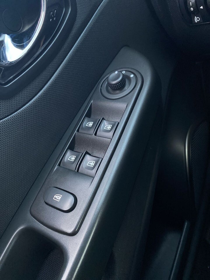 Renault Captur 1,2 TCe 120 Expression EDC 5d