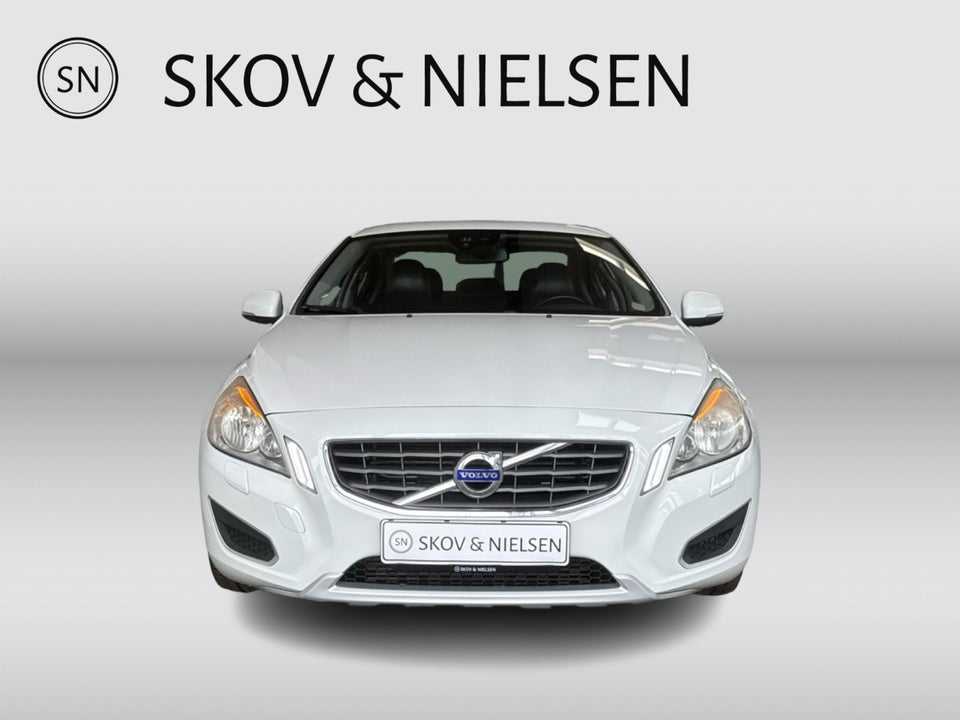 Volvo S60 2,0 T5 240 Kinetic 4d