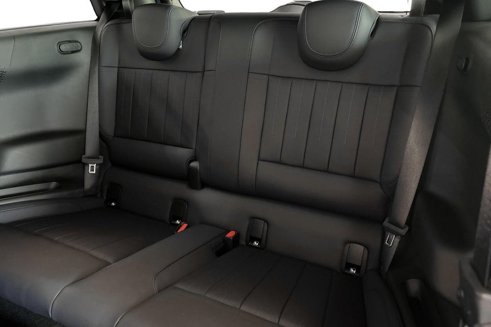 MINI Cooper SE Favoured Trim XL 3d