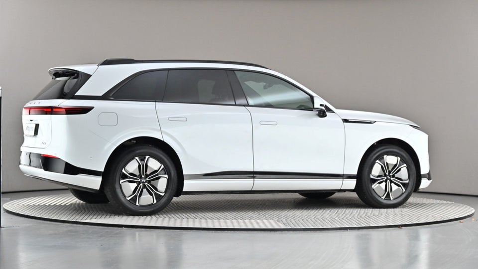 Xpeng G9 Standard Range 5d