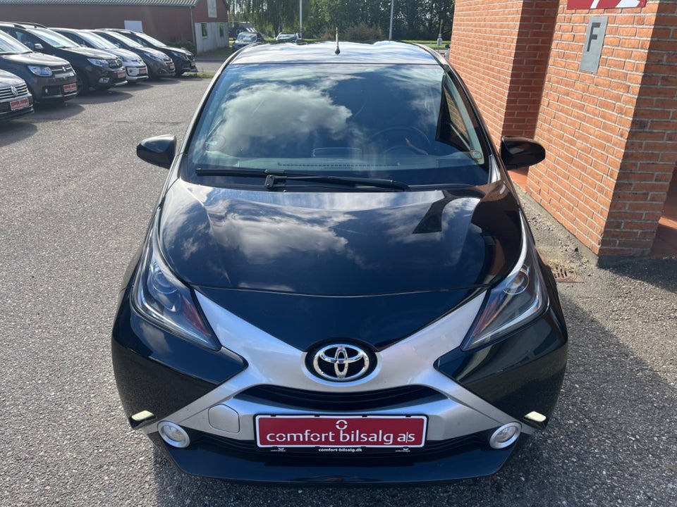 Toyota Aygo 1,0 VVT-i x-black II 5d