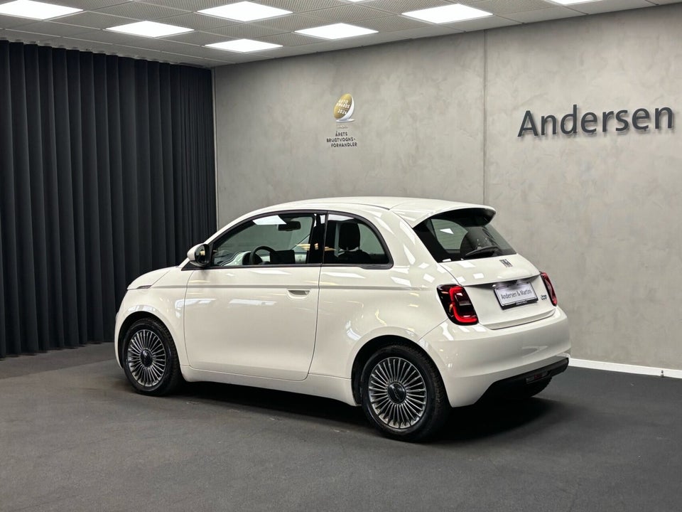 Fiat 500e 42 Icon 3d