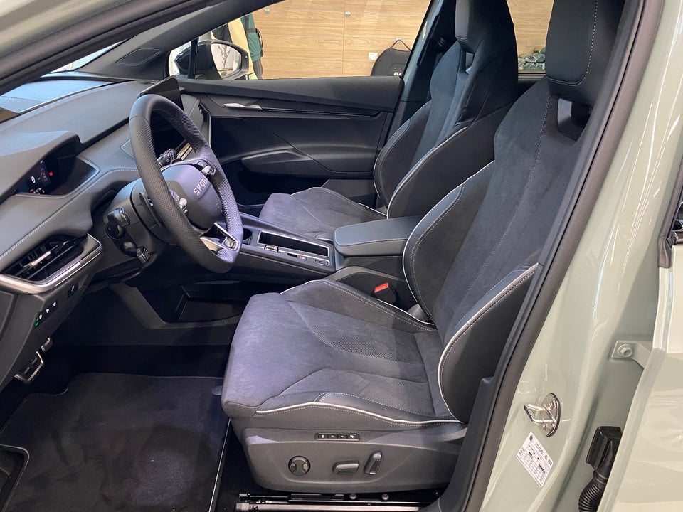 Skoda Elroq 60 iV Sportline 5d