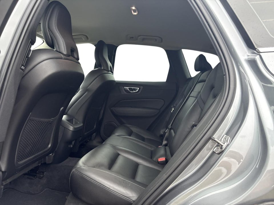 Volvo XC60 2,0 T4 190 Momentum aut. 5d