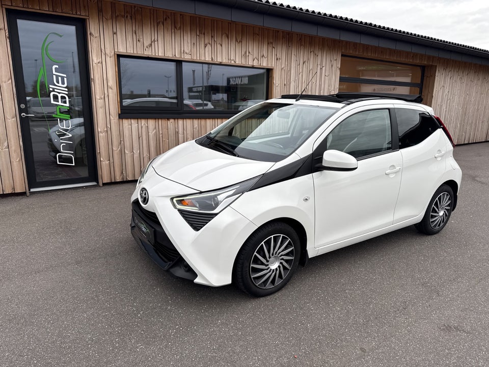 Toyota Aygo 1,0 VVT-i x-sky 5d