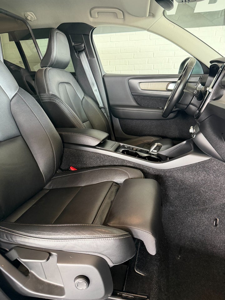Volvo XC40 2,0 D4 190 Inscription aut. AWD Van 5d