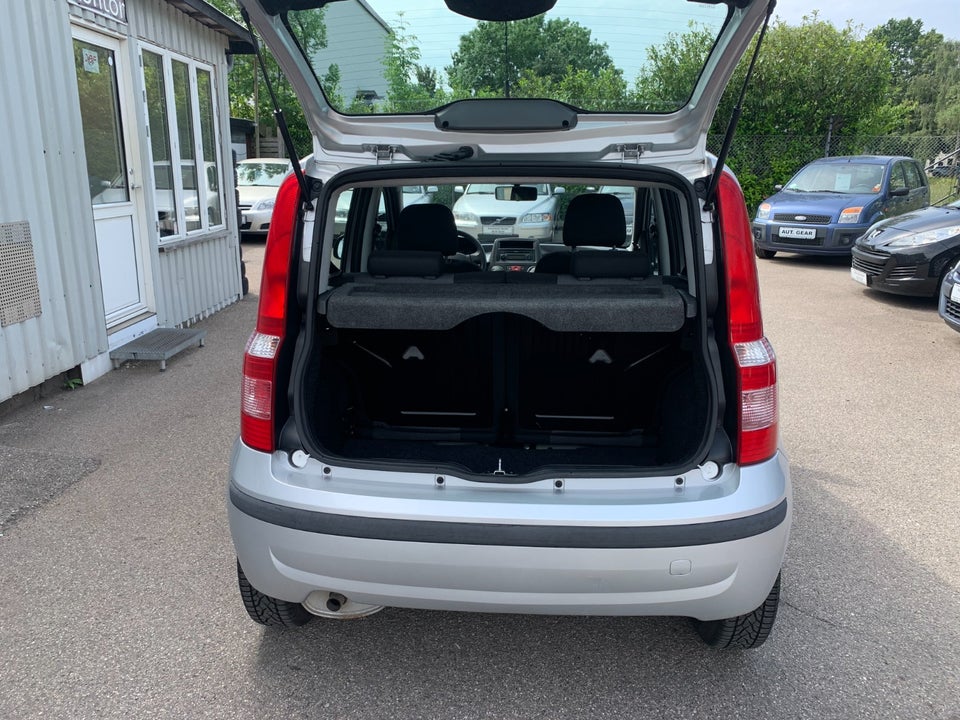 Fiat Panda 1,2 69 Dynamic 5d