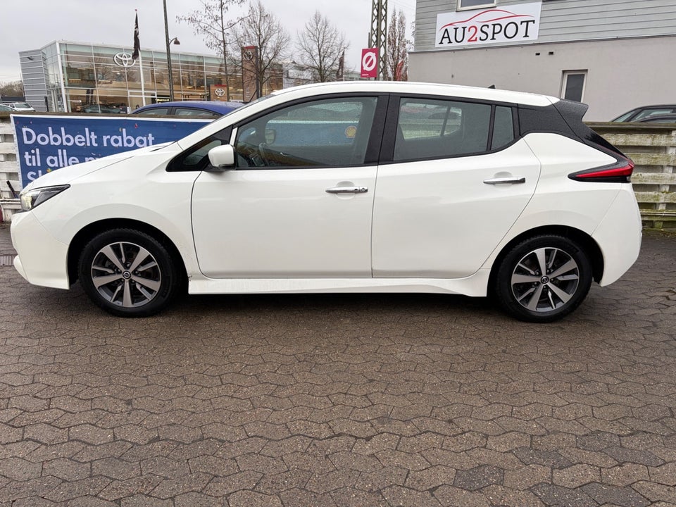 Nissan Leaf 40 Acenta 5d
