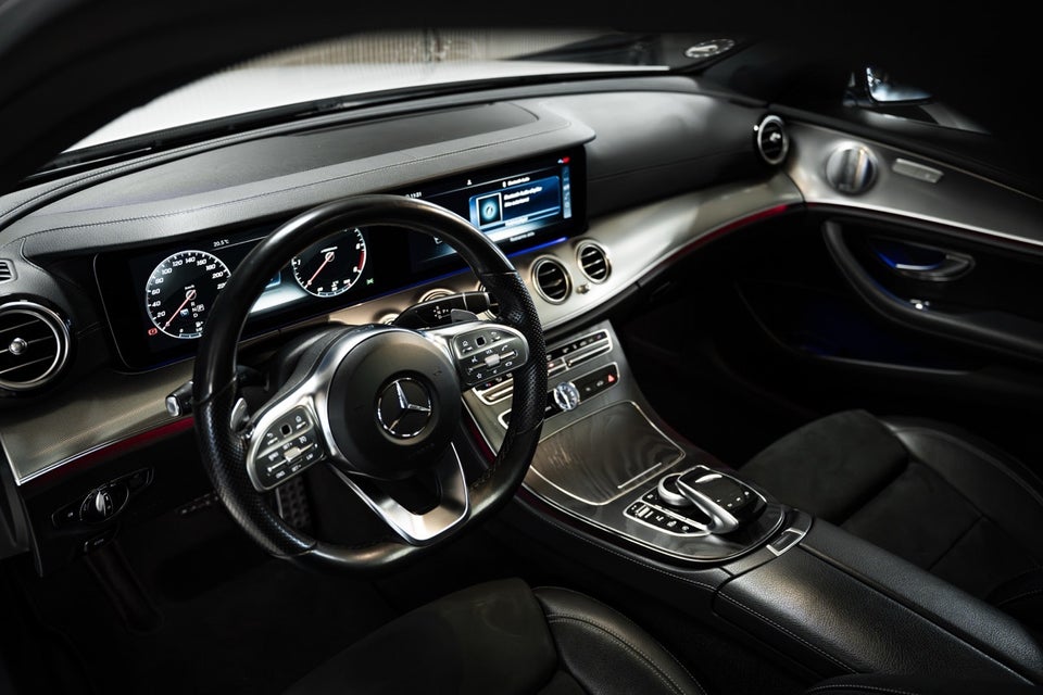 Mercedes E220 d 2,0 aut. 4Matic 4d