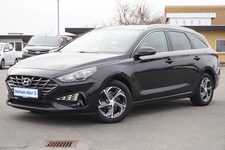 Hyundai i30 1,0 T-GDi Essential stc. DCT 5d