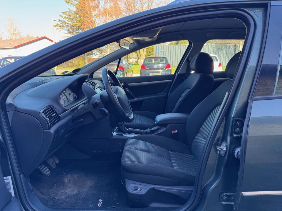 Peugeot 407 1,6 HDi 109 Premium SW 5d